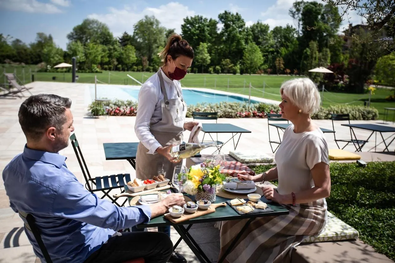 COBUE Wine resort&Spa Pozzolengo Italien
